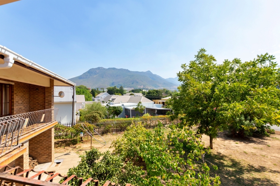3 Bedroom Property for Sale in Riebeek Kasteel Western Cape